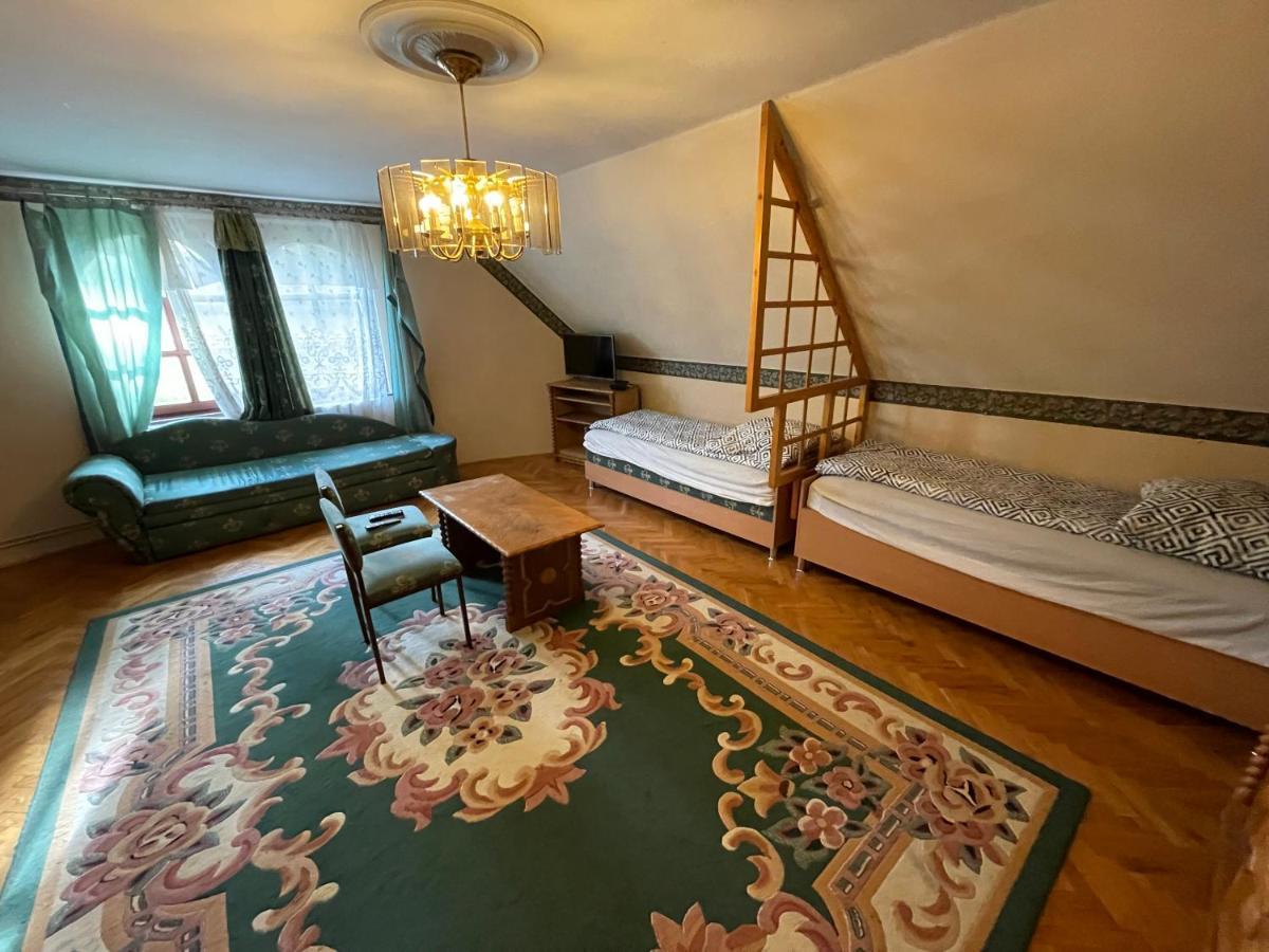 Szimpla Vendeghaz Otel Miskolc Dış mekan fotoğraf