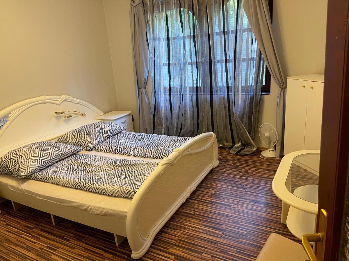 Szimpla Vendeghaz Otel Miskolc Dış mekan fotoğraf