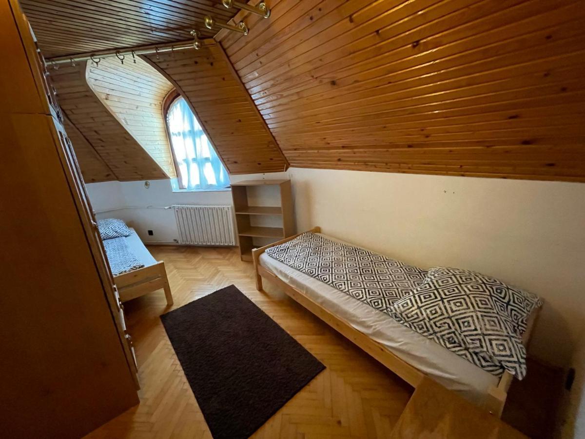 Szimpla Vendeghaz Otel Miskolc Dış mekan fotoğraf